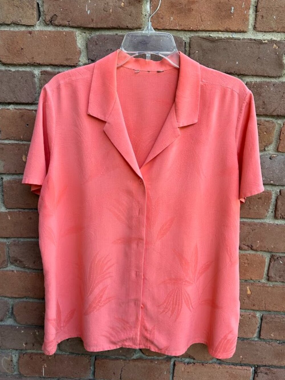 Tommy Bahama Silk Camp Shirt Coral Jacquard Size XL